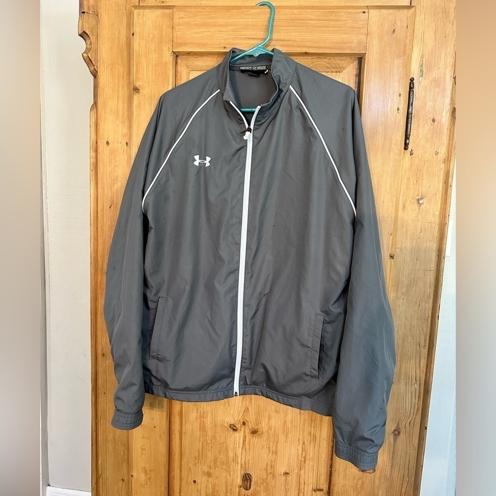 Under Armour Windbreaker Loose Fitting Zip Up Lightweight Gray